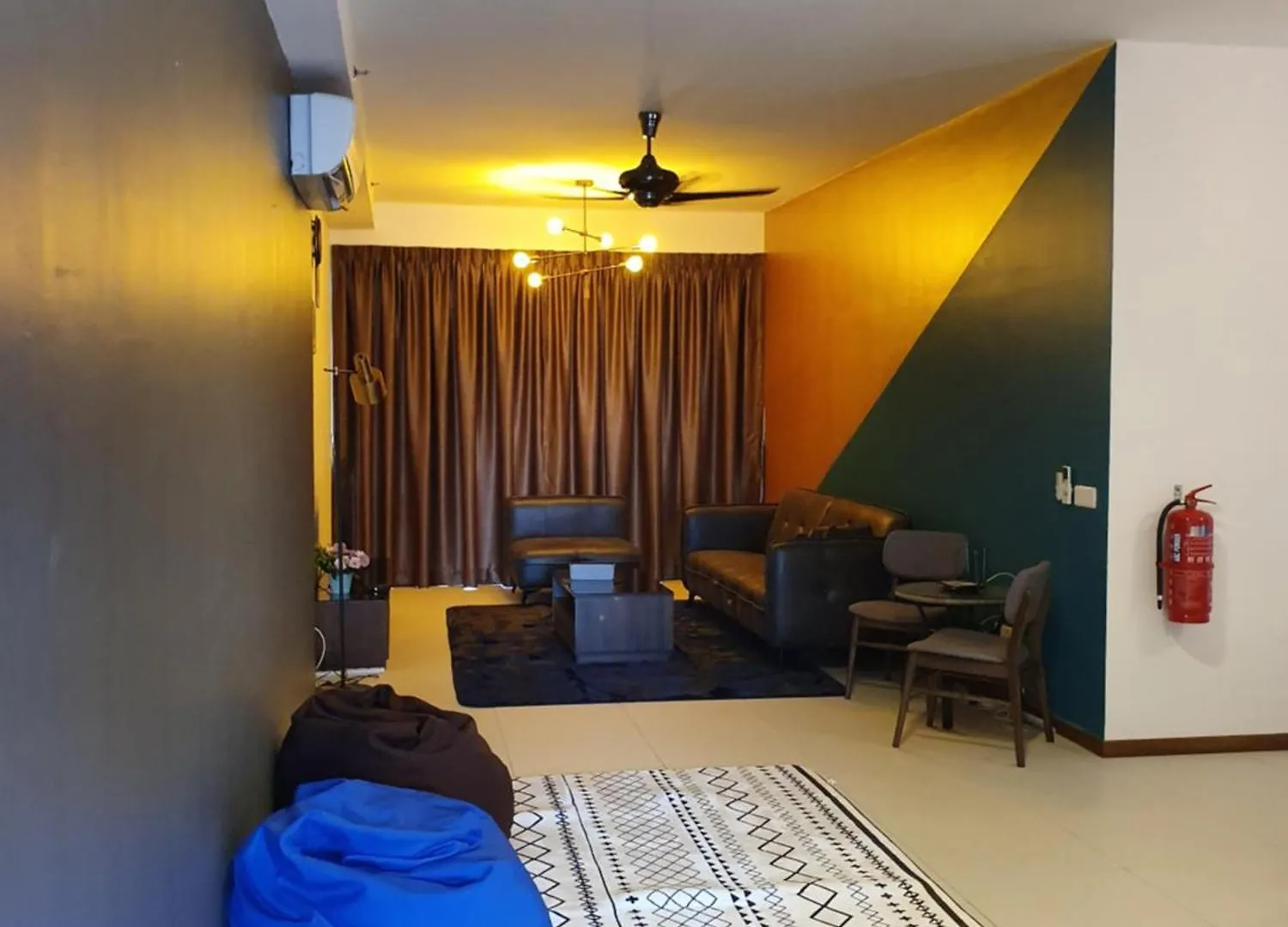 The Landmark By Katana 3Br To 4Br Luxury Seaview Landmark Homestay At Gurney 15-16Pax 无敌海景套房 Tanjung Tokong 0*,