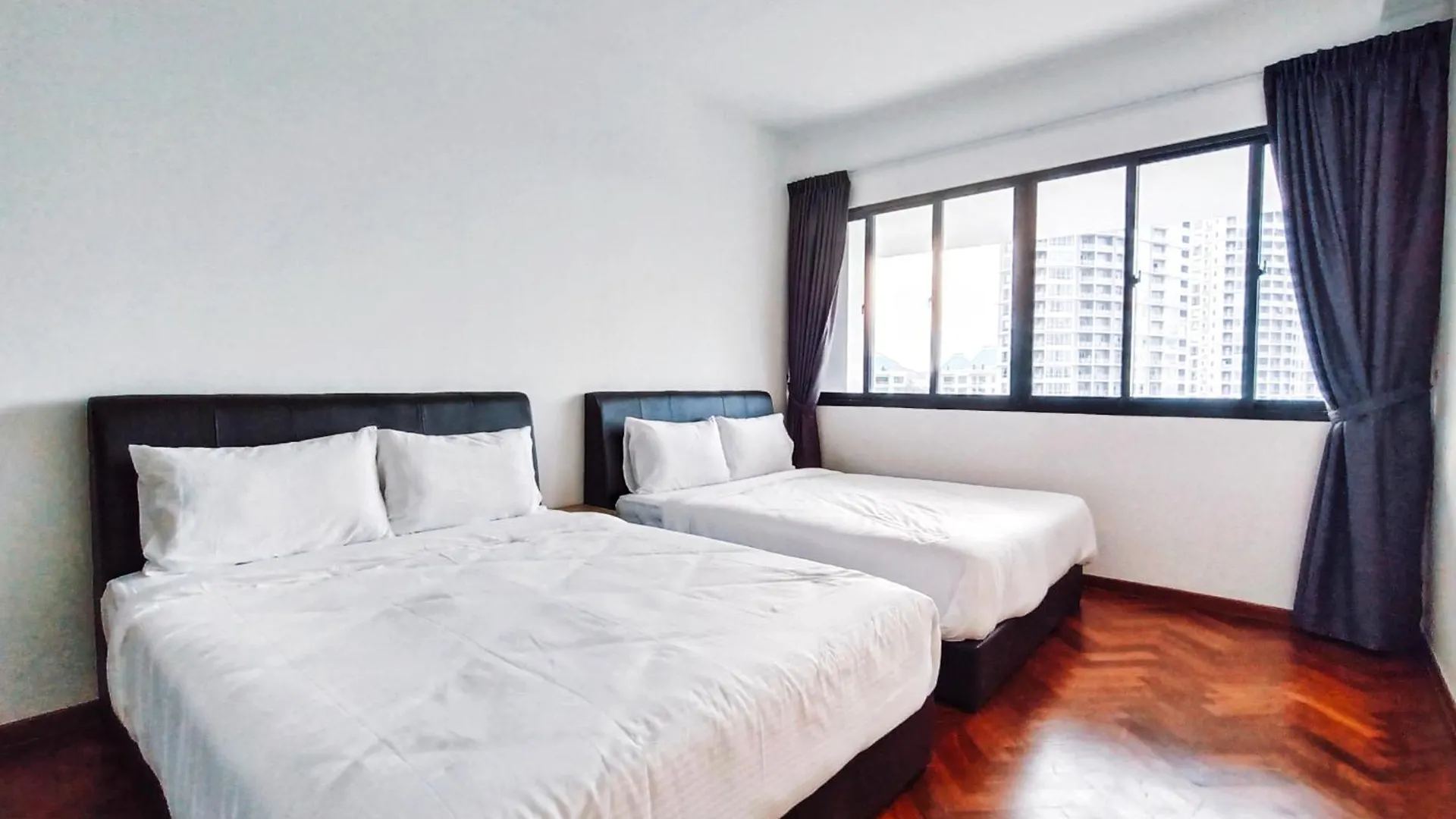 The Landmark By Katana 3Br To 4Br Luxury Seaview Landmark Homestay At Gurney 15-16Pax 无敌海景套房 Tanjung Tokong 0*,  Malásia